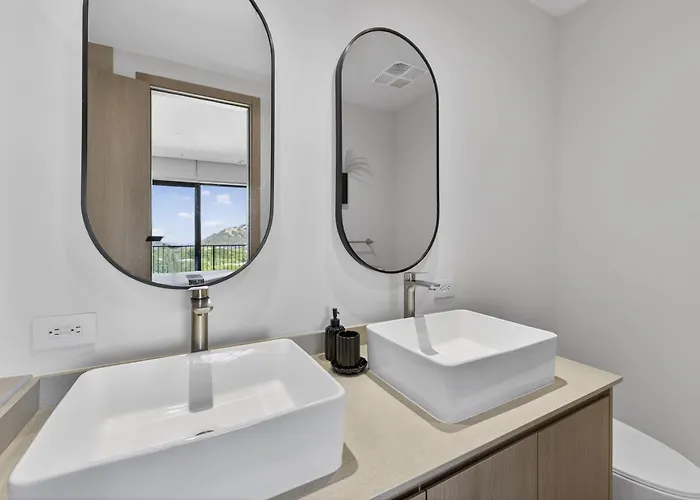 Naumi N552 | High Floor 2br Ocean View In Playas Del Coco Sardinal (Guanacaste)